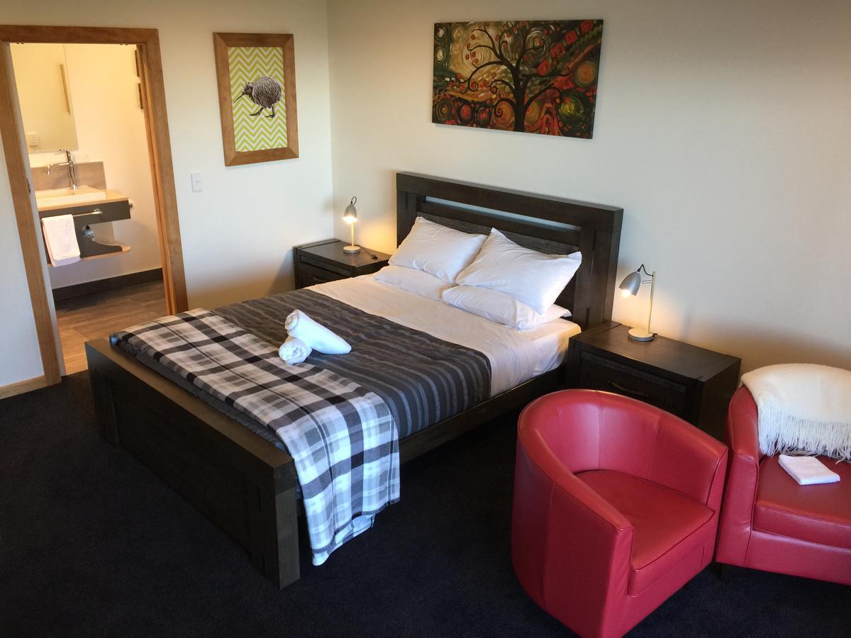 Tasman Sea Retreat