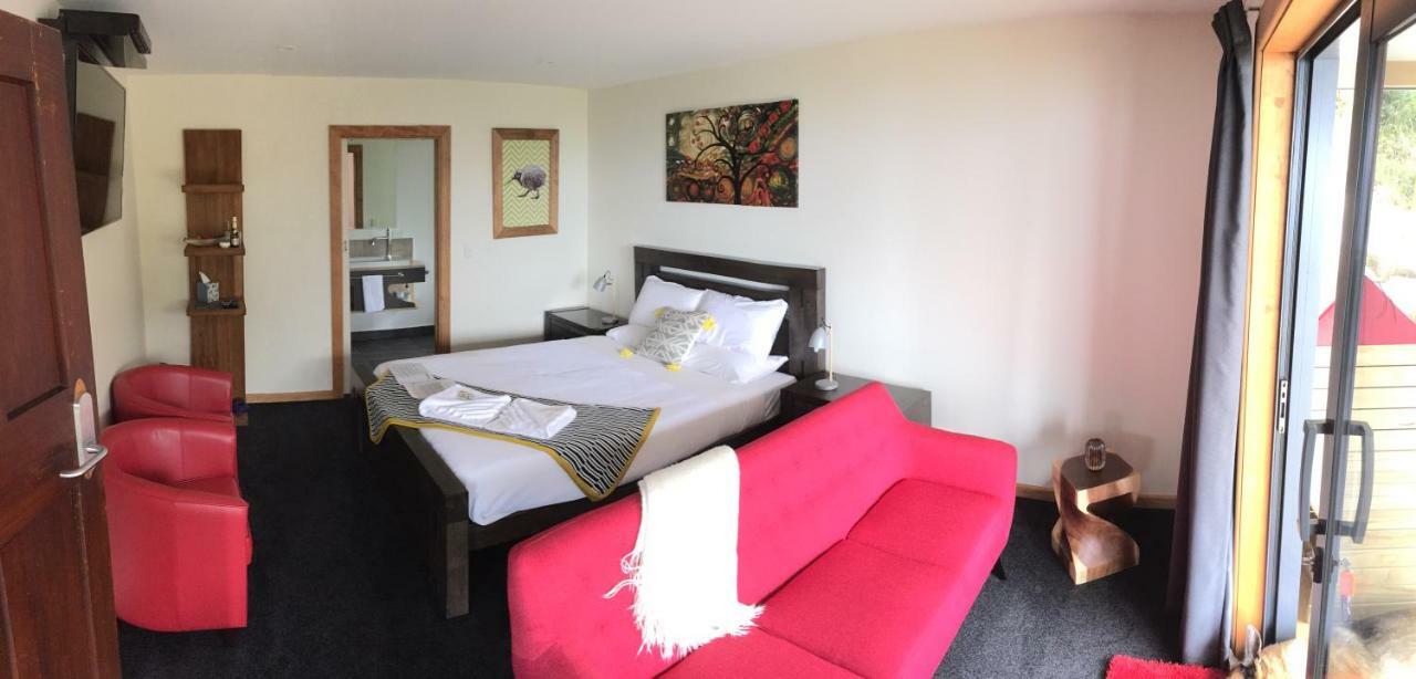 Lodge Tasman Sea Retreat