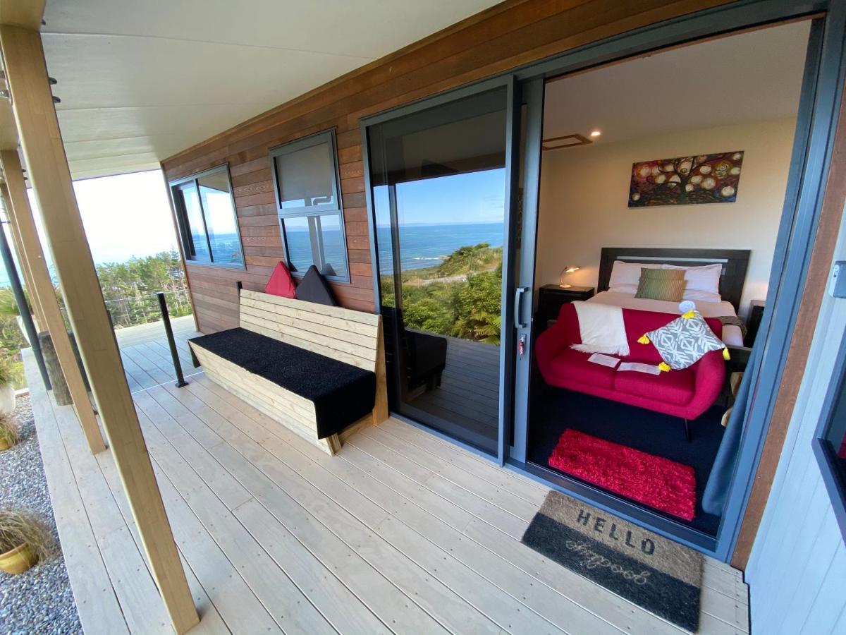 Tasman Sea Retreat Lodge *